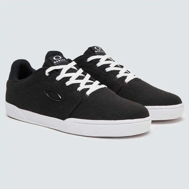 Chaussure Oakley Canvas Flyer Sneaker Noir Semelle Blanche – Image 2
